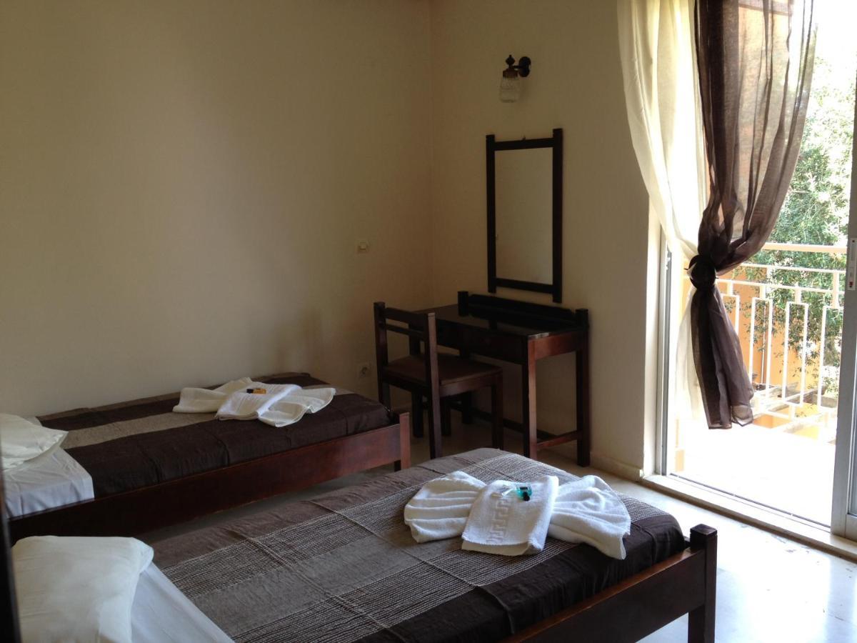 Pantheon Hall Hotel Mesongí Esterno foto