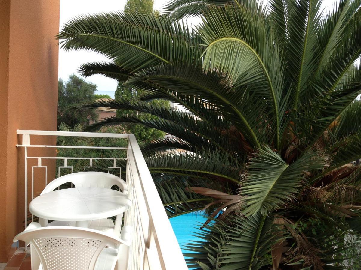 Pantheon Hall Hotel Mesongí Esterno foto
