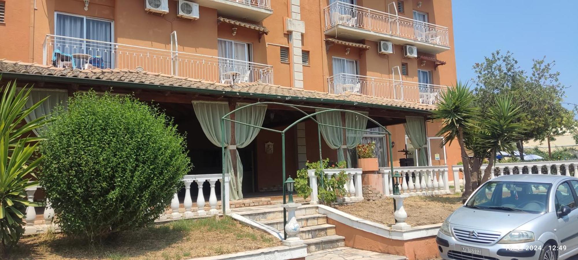 Pantheon Hall Hotel Mesongí Esterno foto